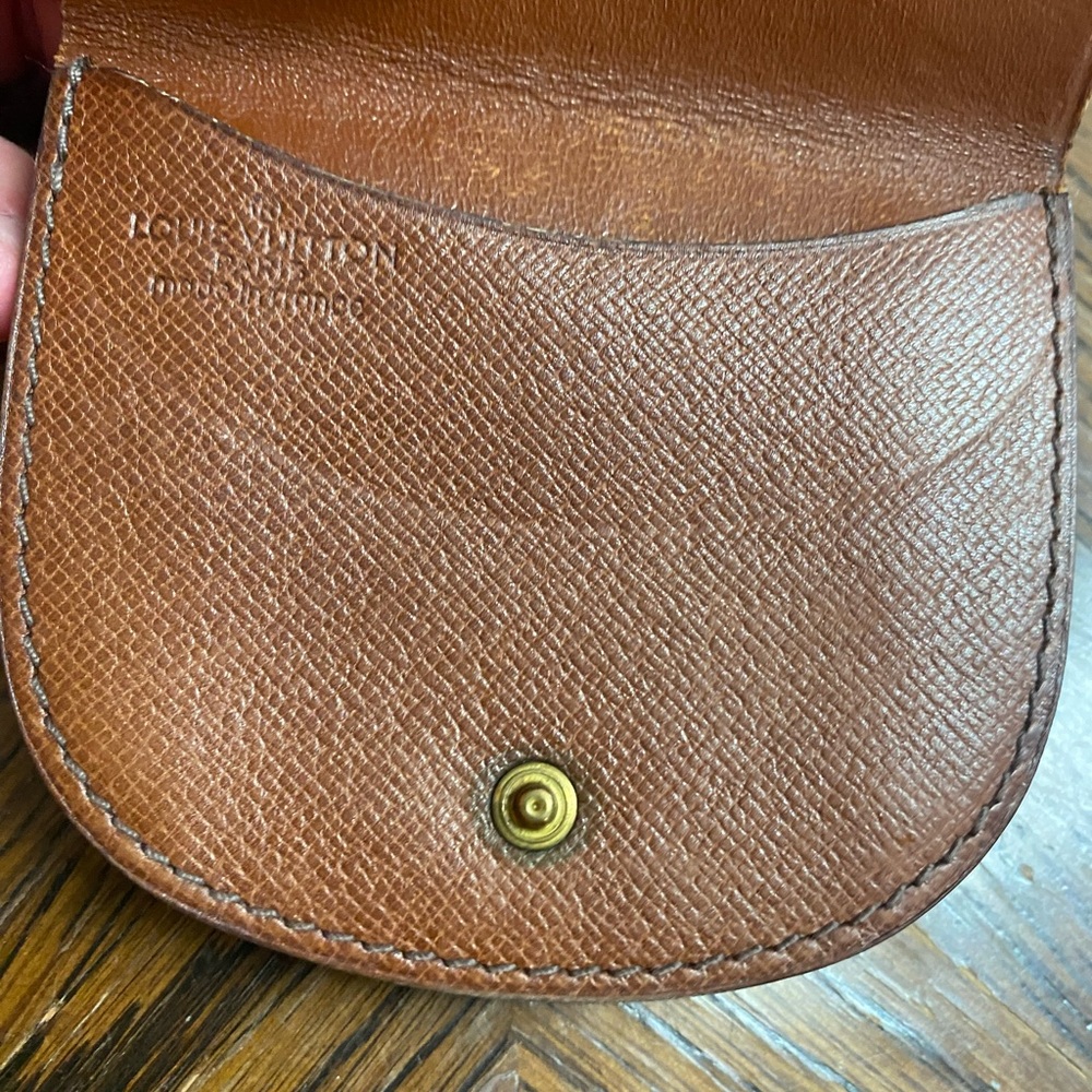 SOLD! Vintage Louis Vuitton Coin Pouch - Picture 4 of 14